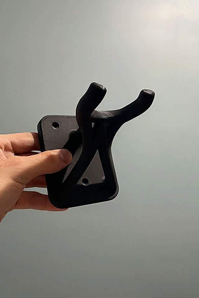 Montavo Siyah Ukulele Duvar Askısı – Plastik, Vida Hediyeli